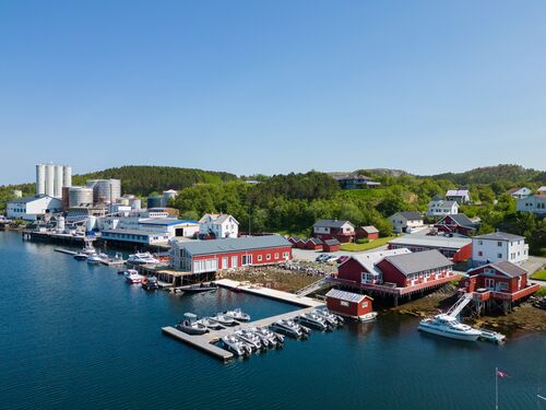 Ankeret Brygge - Flott sted for sportsfiskere i Lysøysundet